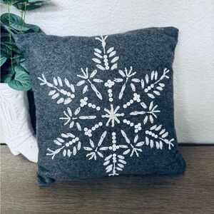 Pier 1 Gray Snowflake Beaded Winter Holiday Throw Pillow
